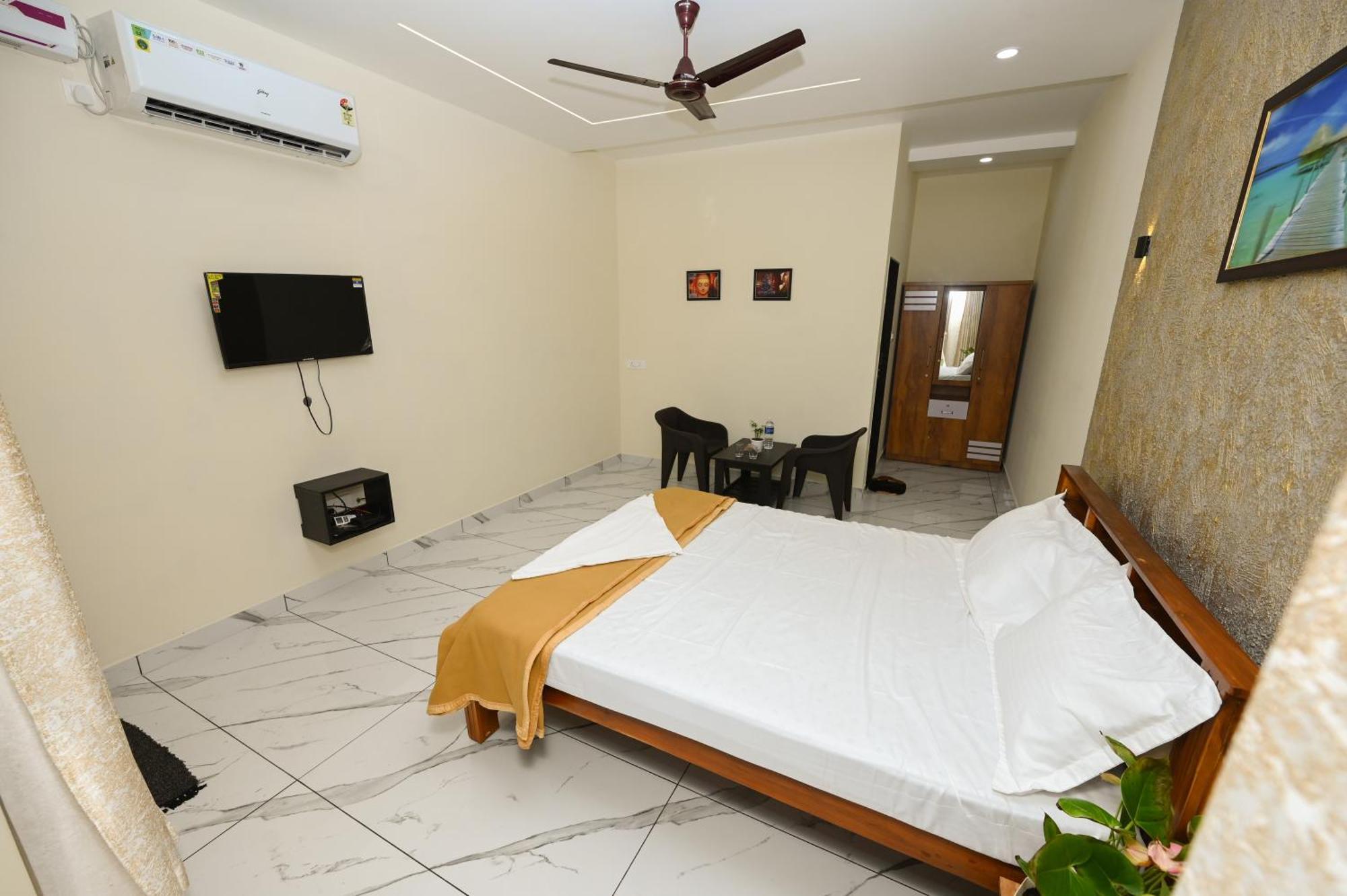Namaste Homestay And Beach Resort Kaup Buitenkant foto